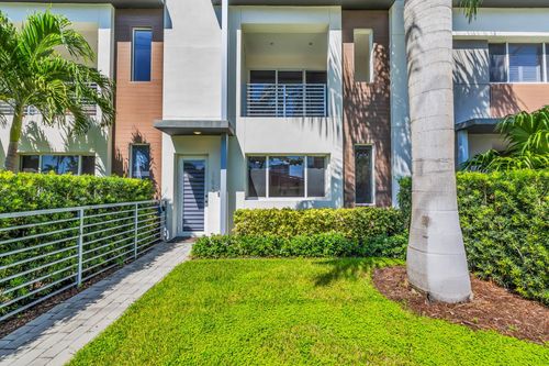 unit-103-1025 Ne 18th Ave, Fort Lauderdale, FL, 33304-2546 | Card Image
