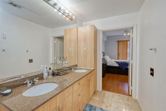 UNIT-1206 - 3505 Sage Rd, Condo with 2 bedrooms, 2 bathrooms and null parking in Houston TX | Image 41