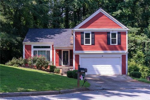 7472 Woods Ct, Lithonia, GA, 30058-8268 | Card Image