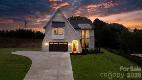2670 Charleston Ct, Claremont, NC, 28610-8657 | Card Image