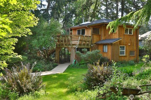 3634 Harper St, Clinton, WA, 98236-9208 | Card Image