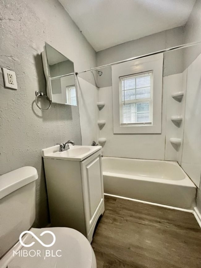 APT-2 - 4224 Unit 2 E Washington St, House other with 2 bedrooms, 1 bathrooms and null parking in Indianapolis IN | Image 14