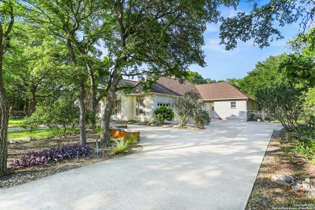 436 Hidden Springs Dr, House other with 3 bedrooms, 4 bathrooms and null parking in Spring Branch TX | Image 4
