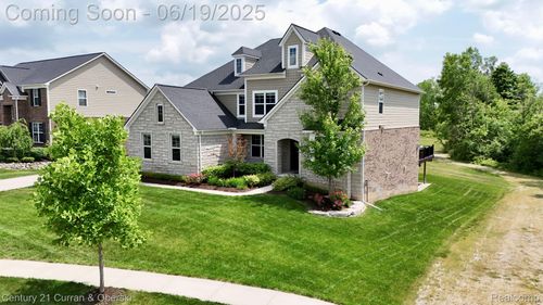 51553 Bloom Ct, South Lyon, MI, 48178-7113 | Card Image