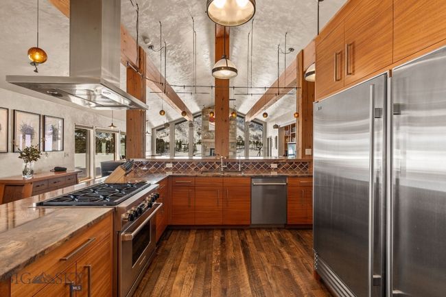 7180 Tepee Ridge Rd, House other with 3 bedrooms, 3 bathrooms and null parking in Bozeman MT | Image 26