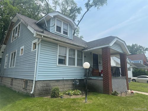 15384 Mark Twain St, Detroit, MI, 48227-2920 | Card Image
