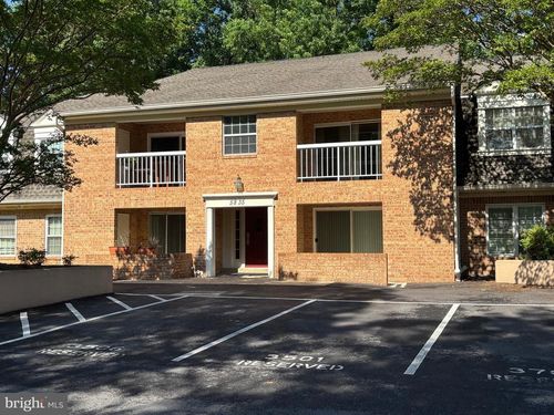 304-5835 Cove Landing Rd, BURKE, VA, 22015-4709 | Card Image