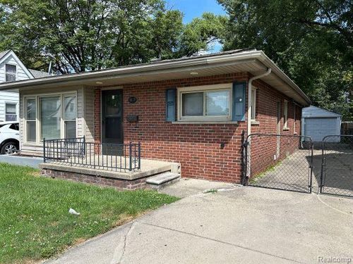 8129 Studebaker Ave, Warren, MI, 48089-5510 | Card Image