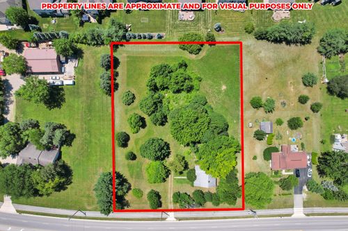 8076 S Old State Rd, Lewis Center, OH, 43035-9490 | Card Image