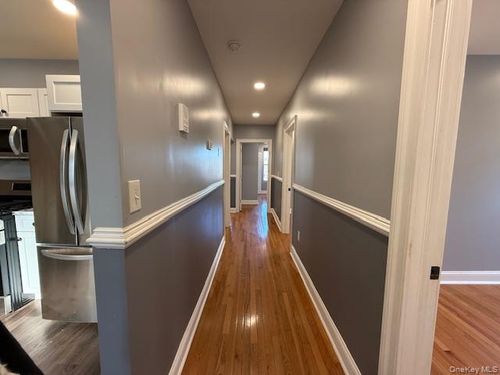 3-1 S Hamilton St, Poughkeepsie, NY, 12601-3309 | Card Image