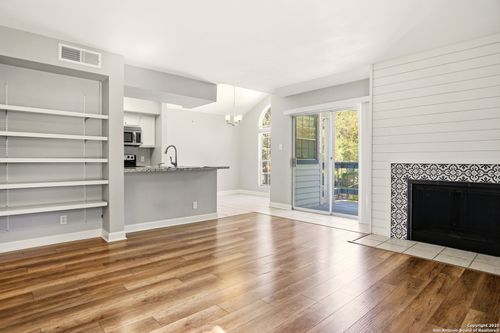 apt-308-11311 Sir Winston St, San Antonio, TX, 78216-2481 | Card Image