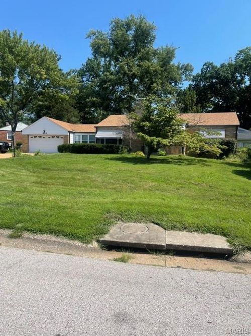253 Turf Ct, Saint Louis, MO, 63119-4531 | Card Image