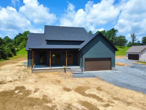 684 Howell Rd, Westmoreland, TN, 37186-3145 | Card Image