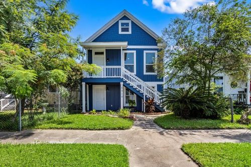 3919 Avenue N, Galveston, TX, 77550-5461 | Card Image