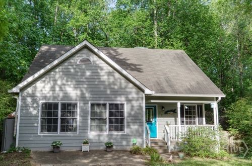 135 Brookstone Pl, Athens, GA, 30605-6017 | Card Image