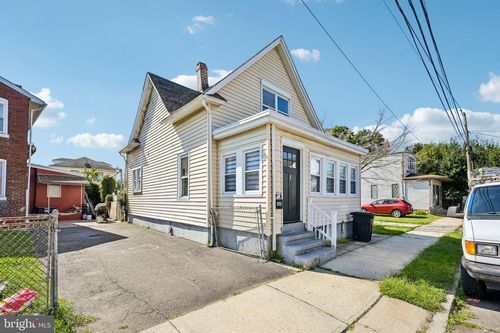 341 Hobart Ave, Hamilton, NJ, 08629-1624 | Card Image