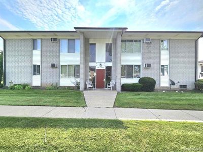 C7 - 26730 Joy Road, Condo with 1 bedrooms, 1 bathrooms and null parking in Redford Twp MI | Image 1