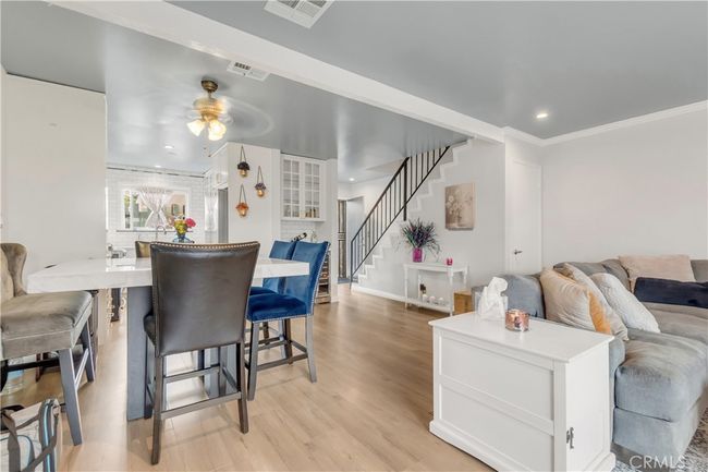 APT-5 - 534 E Hazel St, Townhouse with 2 bedrooms, 3 bathrooms and 2 parking in Inglewood CA | Image 5