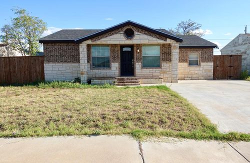3211 Sycamore Ave, Midland, TX, 79701-6743 | Card Image