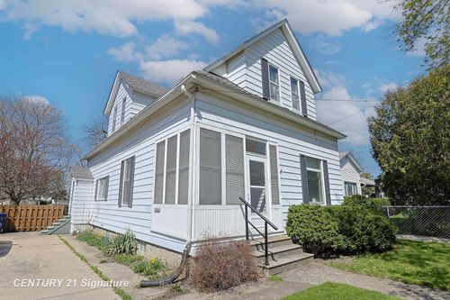 706 S Lincoln St, Bay City, MI, 48708-7413 | Card Image