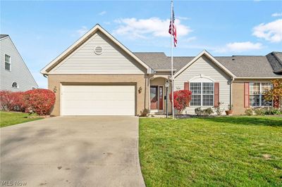 1709 Southpointe Circle Ne, Condo with 2 bedrooms, 2 bathrooms and null parking in Canton OH | Image 2