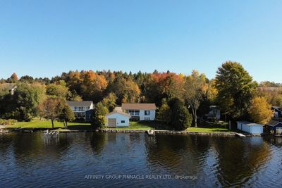 271 Snug Harbour Rd, House other with 1 bedrooms, 2 bathrooms and 10 parking in Lindsay ON | Image 1