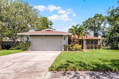 8208 La Serena Dr, Tampa, FL, 33614-2756 | Card Image