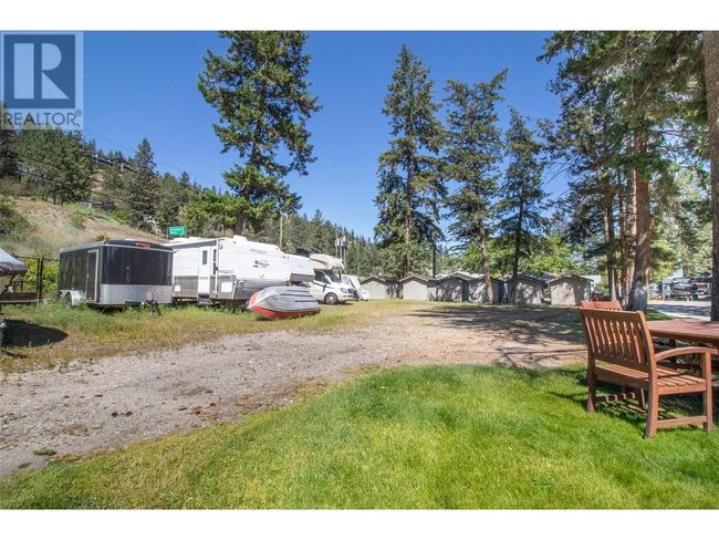 203 - 4340a Beach Ave, Townhouse with 2 bedrooms, 2 bathrooms and null parking in Peachland BC | Image 59