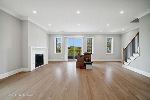 1e-4819 N Ashland Ave, Chicago, IL, 60640-3412 | Card Image