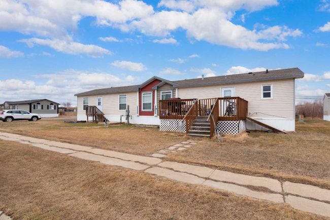 43 - 4302 49th Street, Home with 3 bedrooms, 2 bathrooms and 4 parking in Lloydminster SK | Image 58
