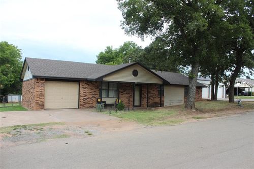 1003 East Ave, Davenport, OK, 74026 | Card Image