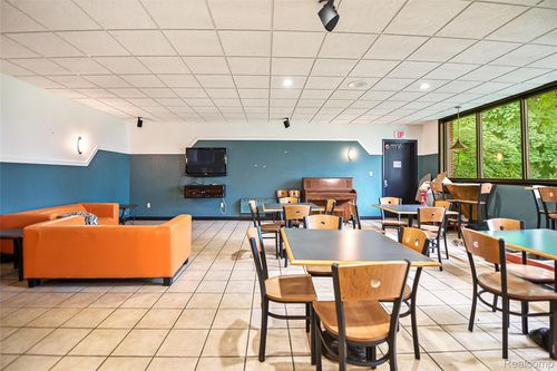 1210 E Michigan Avenue, Jackson, MI, 49201 | Card Image