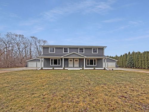 W813 County Rd N, East Troy, WI, 53120 | Card Image