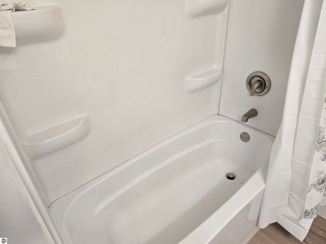 7864 Maple St, House other with 3 bedrooms, 1 bathrooms and null parking in Vanderbilt MI | Image 18