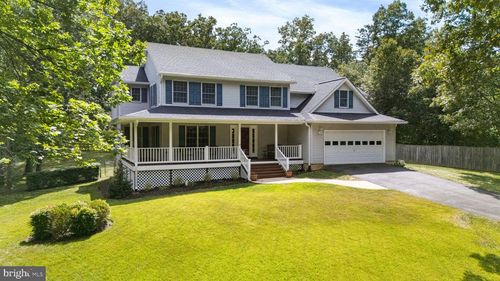12517 Easter Ln, Fairfax, VA, 22030-6353 | Card Image