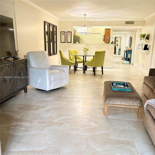 apt-104-437 Lakeview Dr, Weston, FL, 33326-2449 | Card Image