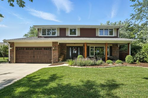 17W444 Waltham Pl, Darien, IL, 60561-5209 | Card Image