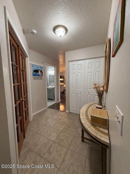c-2-340 Lofts Dr, Melbourne, FL, 32940-1851 | Card Image