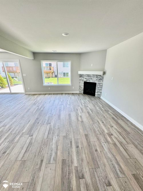 31007 Gregory St, Grand Blanc, MI, 48439-7213 | Card Image