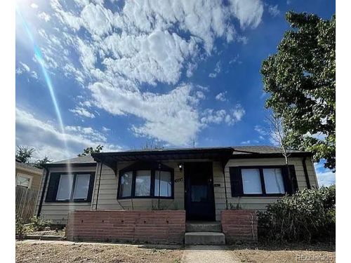 4995 Beach Ct, Denver, CO, 80221-1207 | Card Image