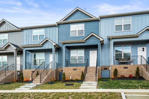 214 Franklin St, Pleasant View, TN, 37146-2203 | Card Image