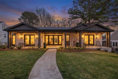 934 N Park Avenue, Fayetteville, AR, 72701 | Card Image