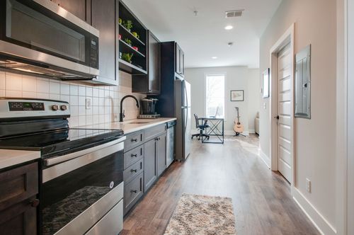 apt-303-1077 E Trinity Ln, Nashville, TN, 37216-3070 | Card Image