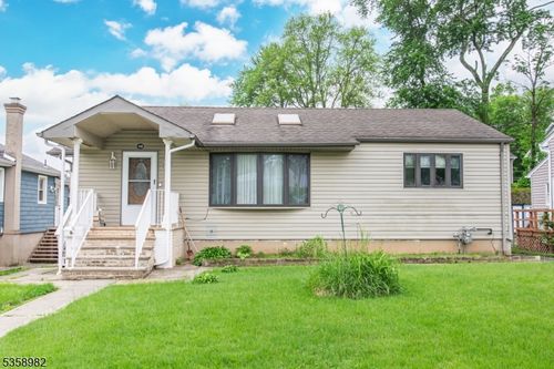 65 Beechwood Ave, Lake Hiawatha, NJ, 07034-1027 | Card Image