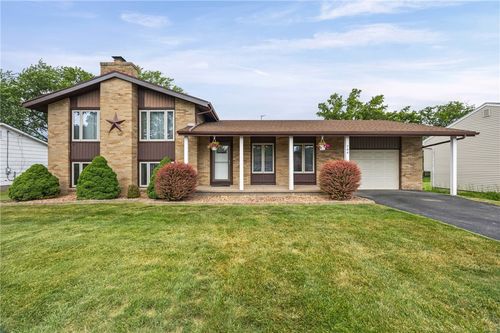 744 English Road, Greece, NY, 14616 | Card Image
