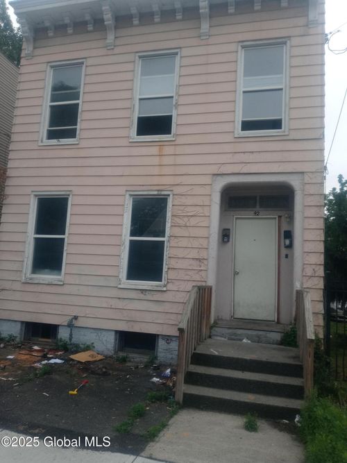 42 Garfield Pl, Albany, NY, 12206-1907 | Card Image