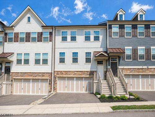 35 Dahlia Dr, Warren, NJ, 07059-3800 | Card Image
