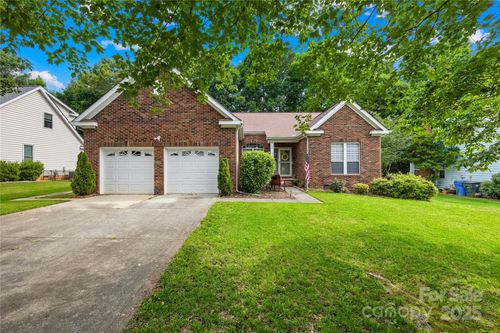 256 Rose St, Mooresville, NC, 28117-8047 | Card Image