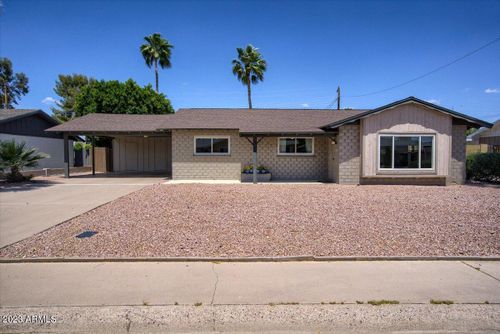 8240 E Turney Ave, Scottsdale, AZ, 85251-2727 | Card Image
