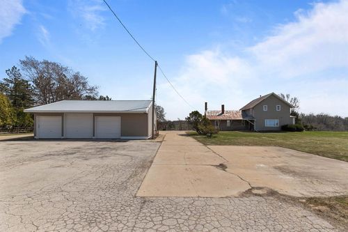 3829 Lost Dauphin Road, WRIGHTSTOWN, WI, 54115 | Card Image